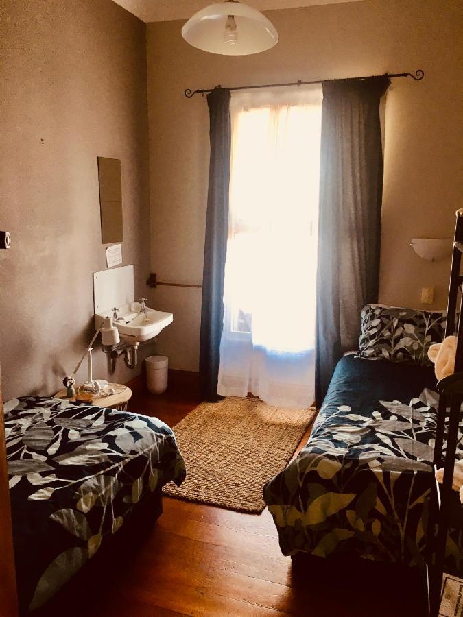 Harbourview Hotel Раглан Экстерьер фото